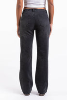 Dina 02Mid Straight Jeans - Washed Black