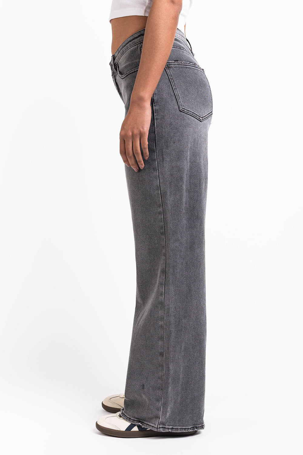Mikka 03Mid Wide Jeans - Washed Black